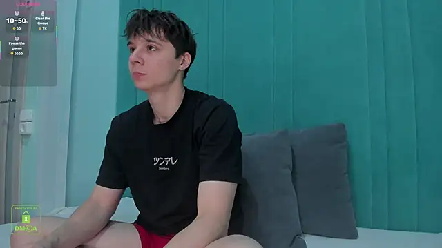 Snapshot of AnthonyHall chatting on 10/10/25, 05:06 AnthonyHall online show from 10/10/25, 05:06