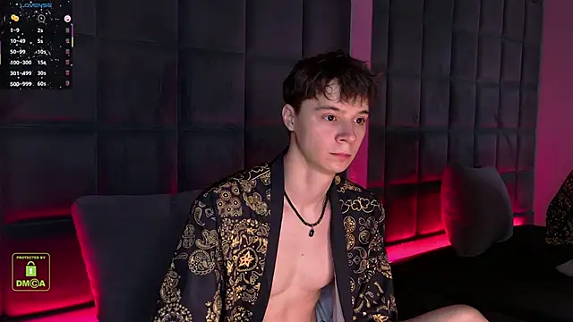 Snapshot of AnthonyHall chatting on 12/16/25, 04:28 AnthonyHall online show from 12/16/25, 04:28