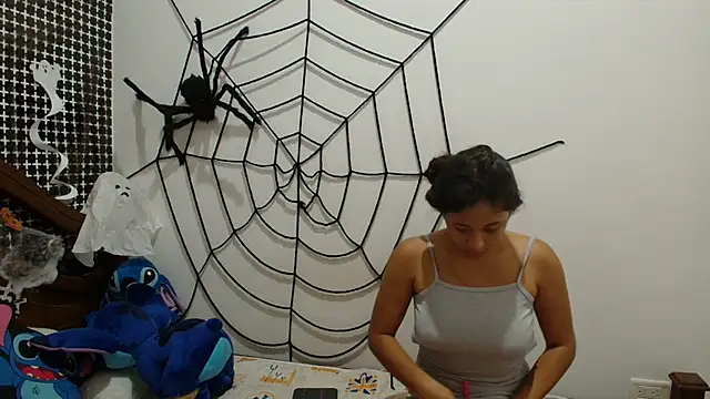 Aria Arthur online show from 10/29/25, 01:30