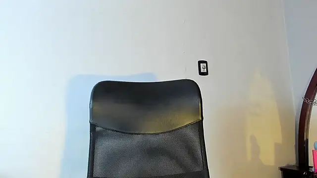 Snapshot of Pamela_Squirtt chatting on 02/11/26, 01:27 Pamela Squirtt online show from 02/11/26, 01:27