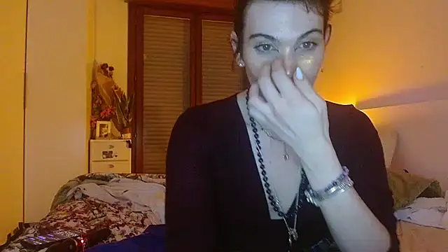 refem9 online show from 12/15/25, 06:01