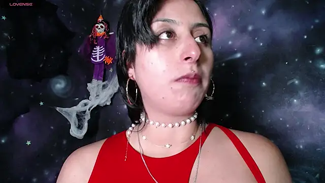 CristaldelLeon s online show from 10/15/25, 07:47