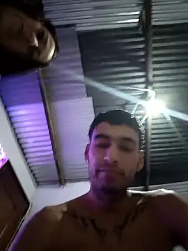 love birds 69 online show from 12/16/25, 12:04