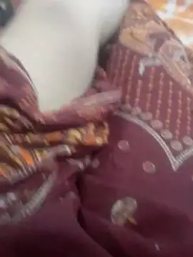 Snapshot of hotnaughty-bhavi chatting on 11/28/25, 10:51 hotnaughty-bhavi online show from 11/28/25, 10:51