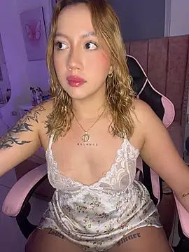 Becca Johnson u online show from 07/15/26, 01:44