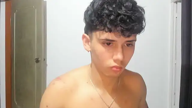 Snapshot of jacobs_shelby chatting on 09/18/25, 12:23 jacobs shelby online show from 09/18/25, 12:23