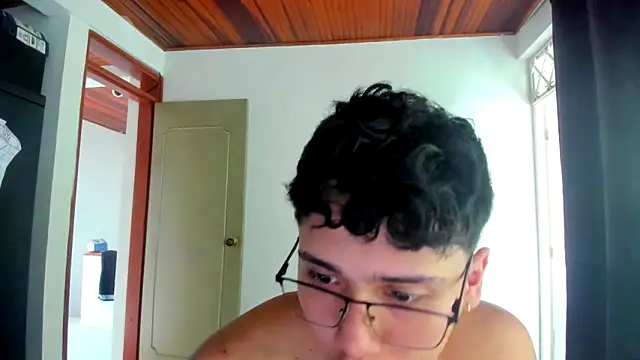 Snapshot of jacobs_shelby chatting on 10/22/25, 08:30 jacobs shelby online show from 10/22/25, 08:30