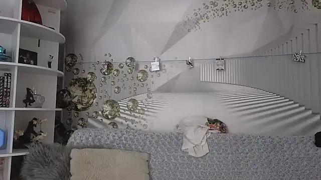 Snapshot of EvoletteLouLou chatting on 09/27/25, 12:54 EvoletteLouLou online show from 09/27/25, 12:54