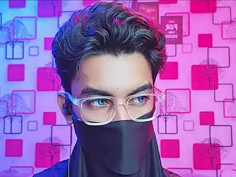 ChiseledCharm online show from 10/09/25, 07:12