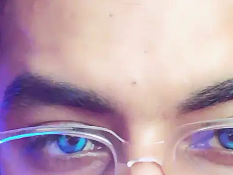 ChiseledCharm online show from 10/20/25, 07:25