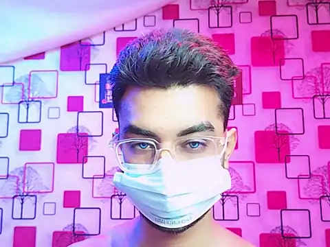 ChiseledCharm online show from 11/07/25, 10:32