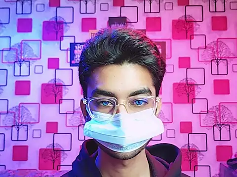 ChiseledCharm online show from 12/14/25, 08:13