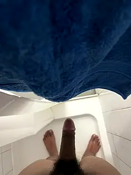 Snapshot of hardbuoy69 chatting on 10/03/25, 10:01 hardbuoy69 online show from 10/03/25, 10:01