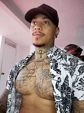 David tatto1 online show from 10/18/25, 04:15