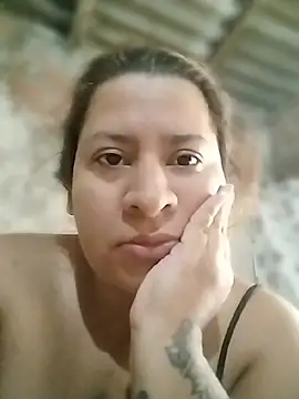 Snapshot of luunaa_milk chatting on 06/29/26, 05:46 luunaa milk online show from 06/29/26, 05:46