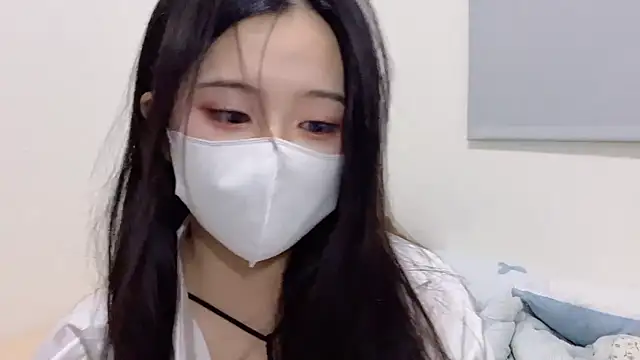 LHeart online show from 09/27/25, 01:49