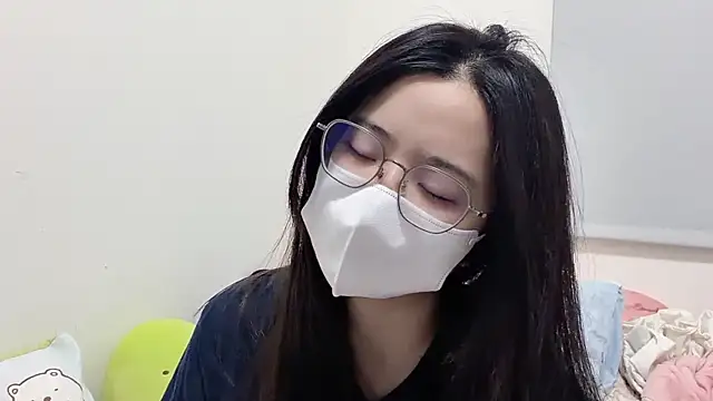 LHeart online show from 04/28/26, 02:00