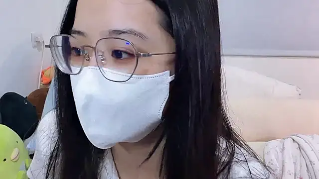 LHeart online show from 07/23/26, 02:04