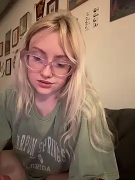 seeunexttuesday online show from 11/11/25, 12:21