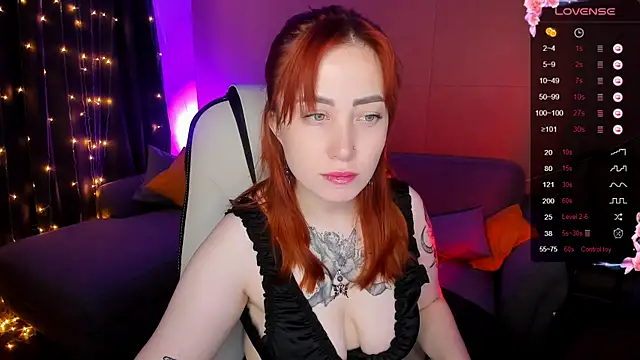 deboramoore online show from 10/17/25, 02:26