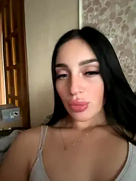 Snapshot of Soft_Pleasure chatting on 09/18/25, 08:05 Soft Pleasure online show from 09/18/25, 08:05