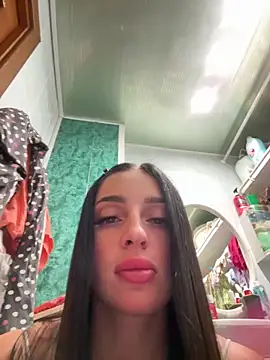 Snapshot of Soft_Pleasure chatting on 09/18/25, 08:11 Soft Pleasure online show from 09/18/25, 08:11