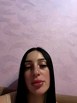 Snapshot of Soft_Pleasure chatting on 09/25/25, 08:12 Soft Pleasure online show from 09/25/25, 08:12