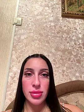 Snapshot of Soft_Pleasure chatting on 09/29/25, 06:57 Soft Pleasure online show from 09/29/25, 06:57