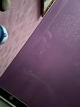 Snapshot of Soft_Pleasure chatting on 10/09/25, 09:18 Soft Pleasure online show from 10/09/25, 09:18