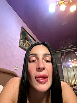 Snapshot of Soft_Pleasure chatting on 10/23/25, 06:17 Soft Pleasure online show from 10/23/25, 06:17