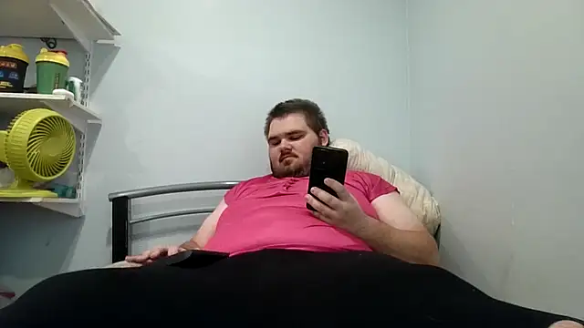 Snapshot of alexthe9t chatting on 09/17/25, 06:31 alexthe9t online show from 09/17/25, 06:31