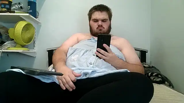 Snapshot of alexthe9t chatting on 09/30/25, 06:24 alexthe9t online show from 09/30/25, 06:24