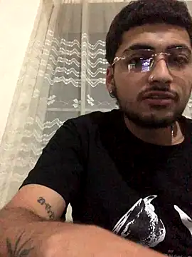 Snapshot of Duko_24 chatting on 09/20/25, 03:40 Duko 24 online show from 09/20/25, 03:40