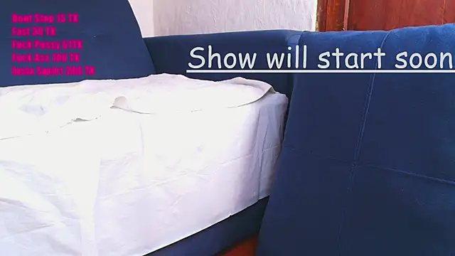 couplelove543 online show from 10/20/25, 05:35