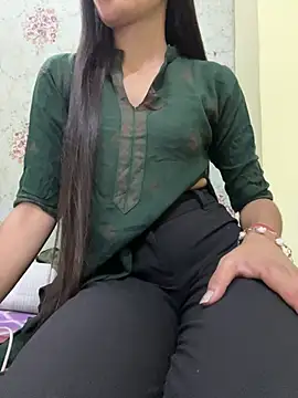 Snapshot of sneha_88 chatting on 06/20/26, 11:24 sneha 88 online show from 06/20/26, 11:24