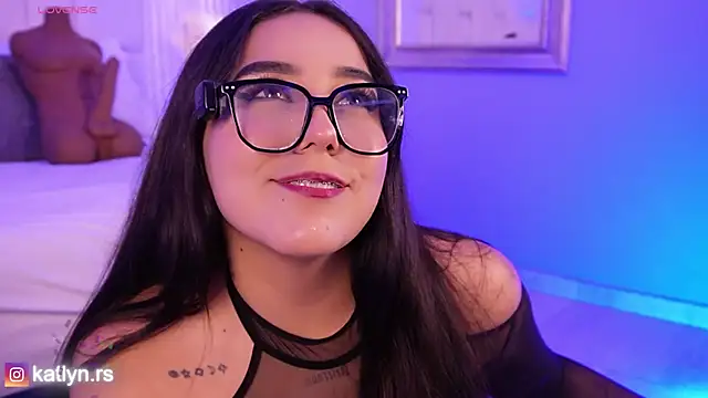 KatlynRous online show from 07/17/26, 06:57