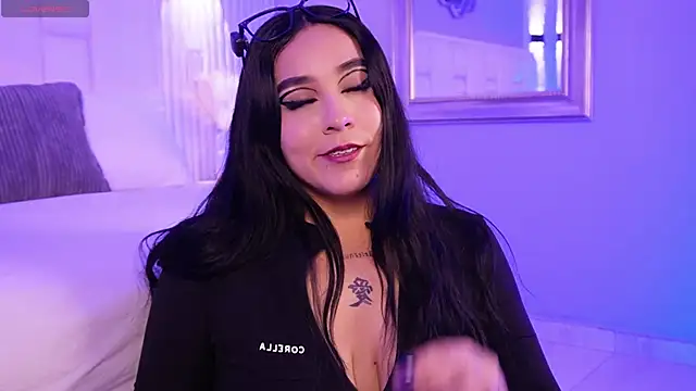 KatlynRous online show from 07/27/26, 07:43