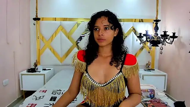 Sweet Lucyy online show from 10/11/25, 04:44