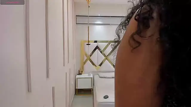 Sweet Lucyy online show from 10/24/25, 04:53