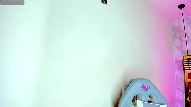 Snapshot of Luciifeer_ chatting on 11/06/25, 06:42 Luciifeer online show from 11/06/25, 06:42