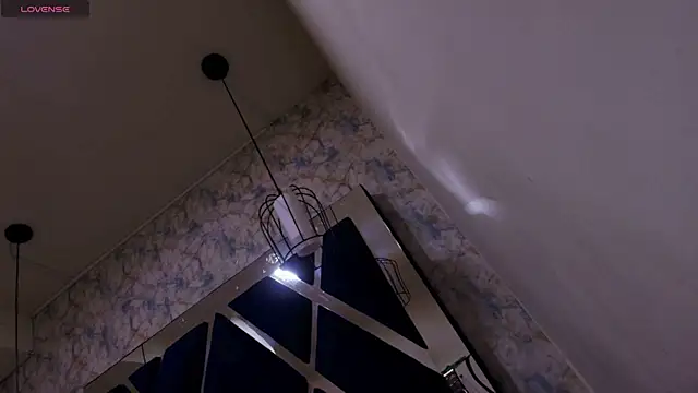 Snapshot of Luciifeer_ chatting on 11/25/25, 05:13 Luciifeer online show from 11/25/25, 05:13