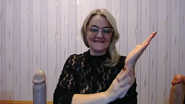 Snapshot of EleanoraDream chatting on 01/14/26, 08:14 EleanoraDream online show from 01/14/26, 08:14