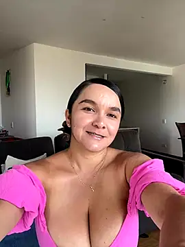 Nova Gabriela online show from 10/09/25, 02:26