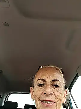 clarabell4 online show from 09/22/25, 07:32