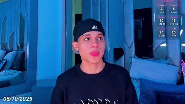 Sebax Young online show from 10/05/25, 08:51