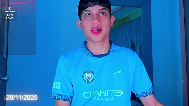 Sebax Young online show from 11/21/25, 04:33