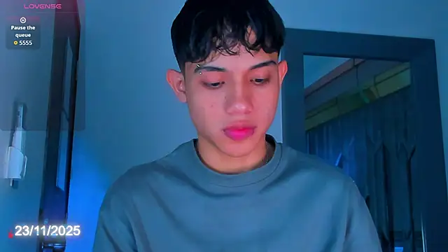 Sebax Young online show from 11/23/25, 08:52