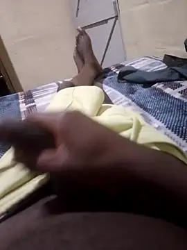 Snapshot of 92donis chatting on 10/27/25, 08:13 92donis online show from 10/27/25, 08:13