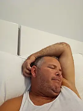 cubanitofeliz40 online show from 12/02/25, 07:42