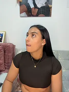 nicolexxaleja online show from 02/05/26, 02:49
